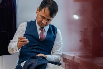 Lawrence-Fashion-09-tailor-sewing-suit-2